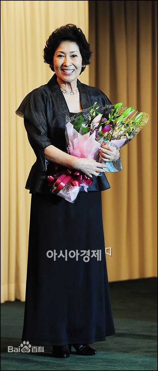 金惠子( /Hye-ja Kim)获奖领奖前后照片