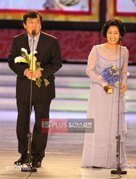 金惠子( /Hye-ja Kim)获奖领奖前后照片