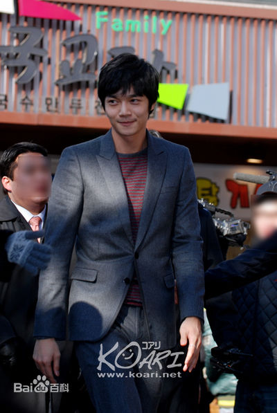 徐道营(Seo Do-yeong)节目现场照前后照片