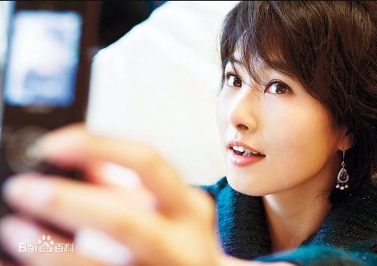 金宣儿(（韩）/KimSun A（英）/キムソナ（日）)最新个人图集