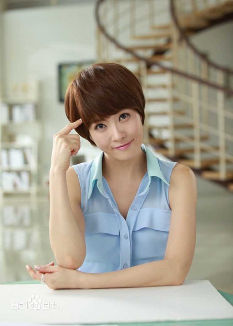 金宣儿(（韩）/KimSun A（英）/キムソナ（日）)最新个人图集