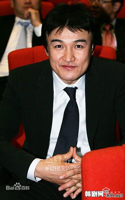 朴重勋()单人照生活照