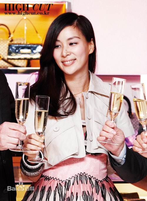 高素荣()高小英的照片生活照相册