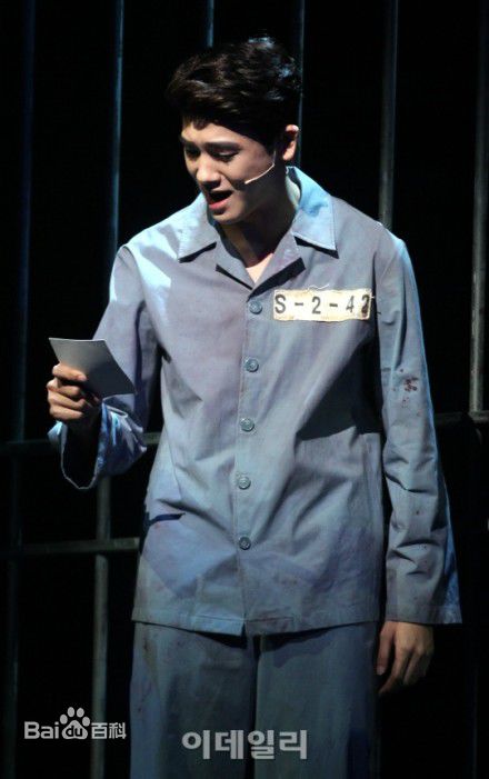 精选朴炯植(，Park Hyung Sik)在音乐剧《BONNIE中的图册