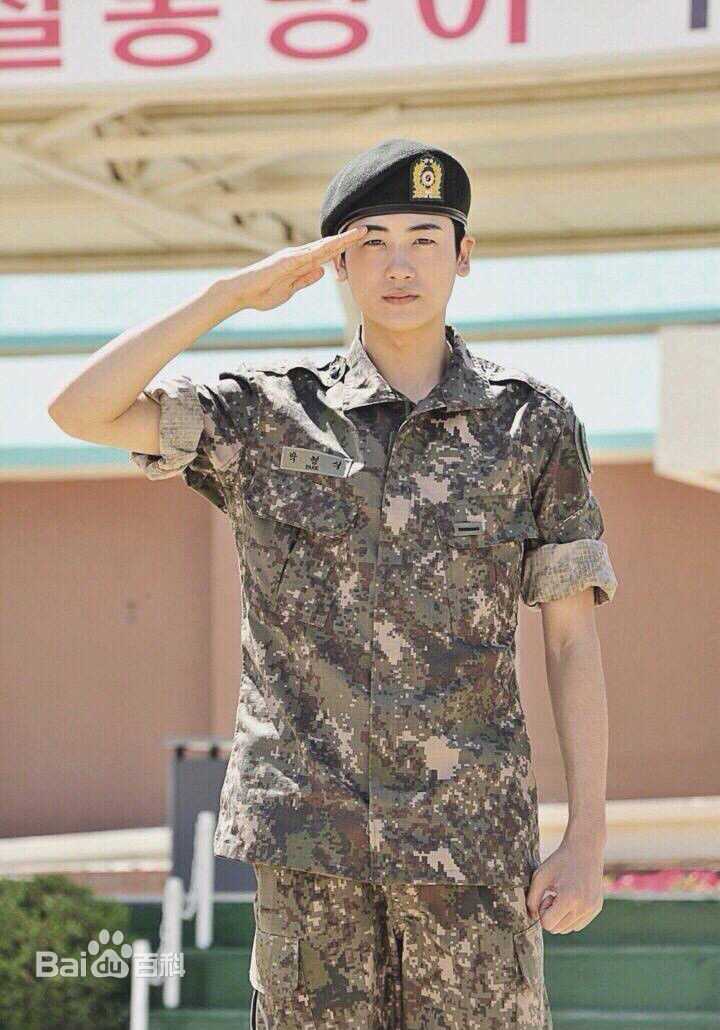 朴炯植(，Park Hyung Sik)mbc真正的男人生活照相册