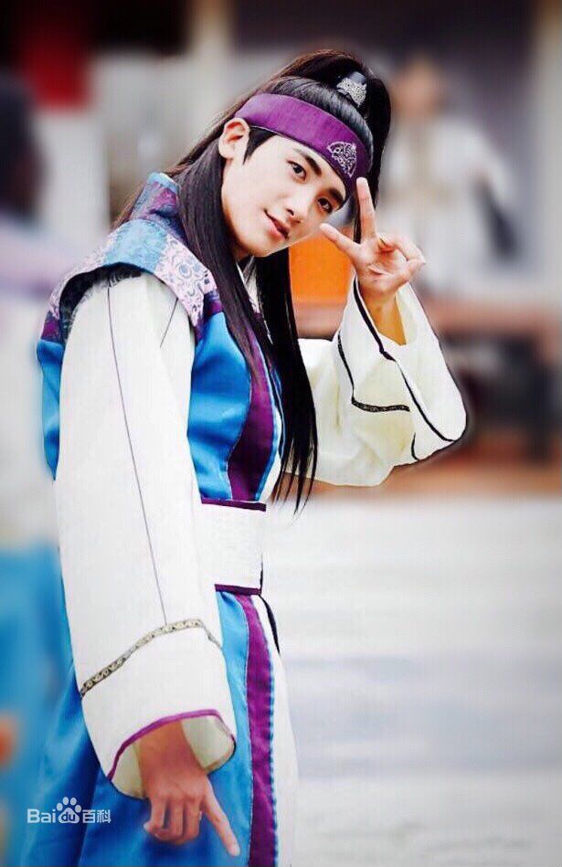 高清朴炯植(，Park Hyung Sik)在《花郎》（2016）中的图集