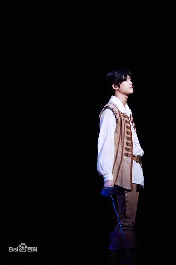 最优质朴炯植(，Park Hyung Sik)在音乐剧《三剑客》中的相册