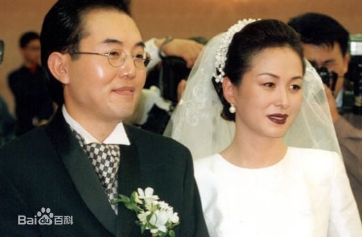 金美淑(，Kim Mi Sook)结婚照生活照