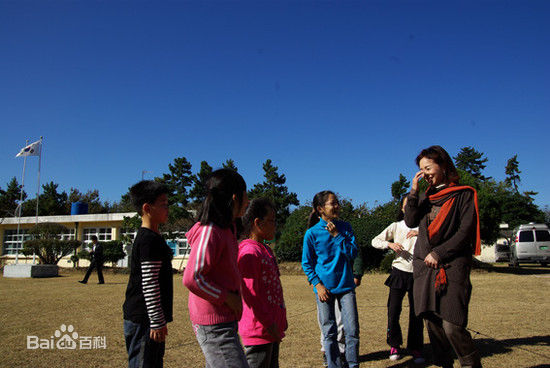 最新金美淑(，Kim Mi Sook)在KBS《人在旅途》中的图集