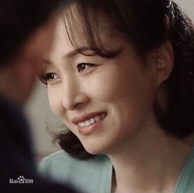 金美淑(，Kim Mi Sook)生活照壁纸壁纸