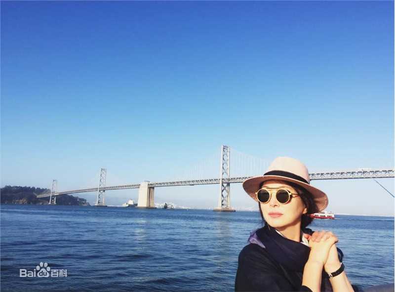 金美淑(，Kim Mi Sook)生活照壁纸壁纸