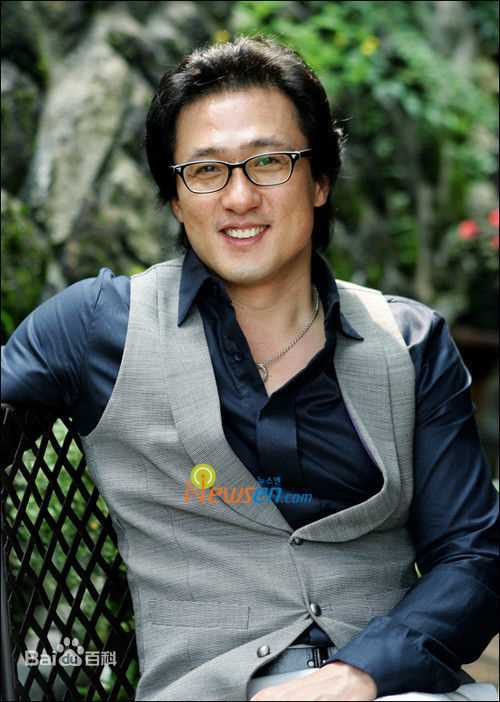 孙昌敏((Sohn Chang-min))生活摄壁纸壁纸