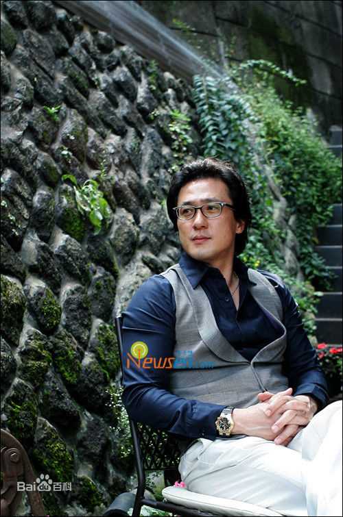 孙昌敏((Sohn Chang-min))生活摄壁纸壁纸