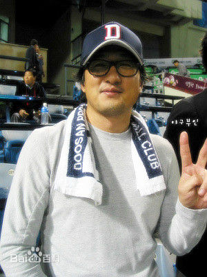 孙昌敏((Sohn Chang-min))生活摄壁纸壁纸