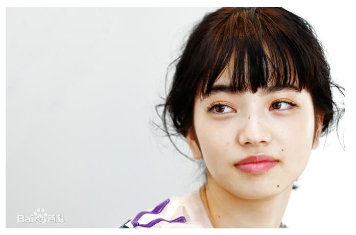 小松菜奈(こまつ なな)映画『溺水小刀』相关图壁纸壁纸