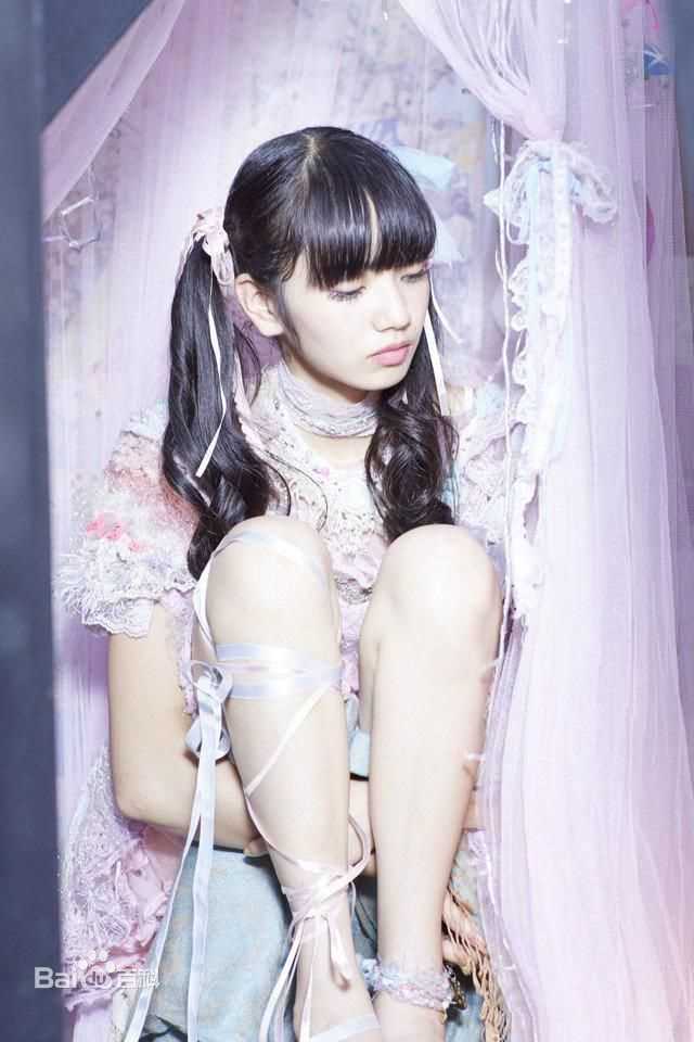 小松菜奈(こまつ なな)映画『溺水小刀』相关图壁纸壁纸