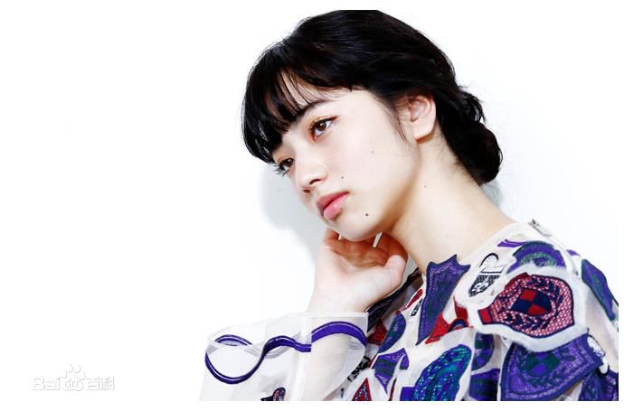 小松菜奈(こまつ なな)映画『溺水小刀』相关图壁纸壁纸