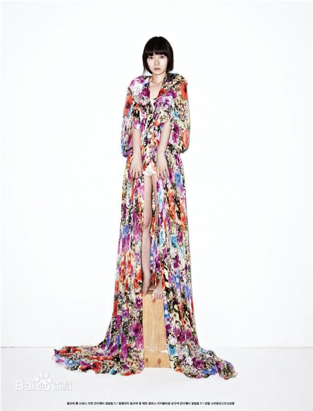 裴斗娜(，Bae Doo Na)图册1性感图片图集