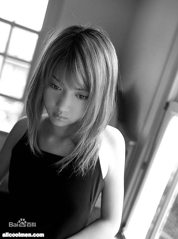 加贺美早纪(カガミサキ)最新壁纸