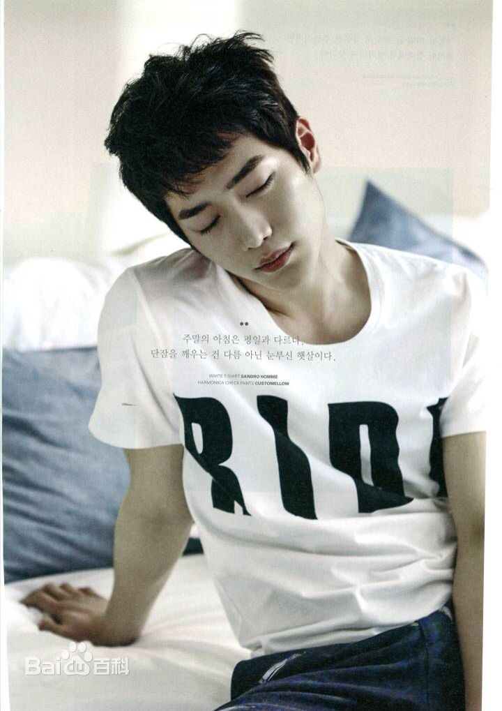 徐康俊(；Seo Kang Joon)画报素颜照相册