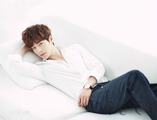 徐康俊(；Seo Kang Joon)画报素颜照相册