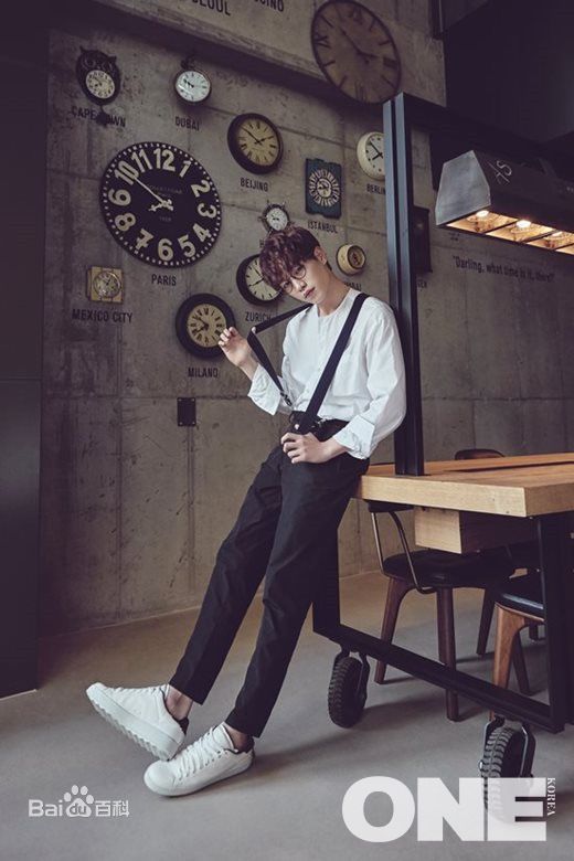 徐康俊(；Seo Kang Joon)画报素颜照相册