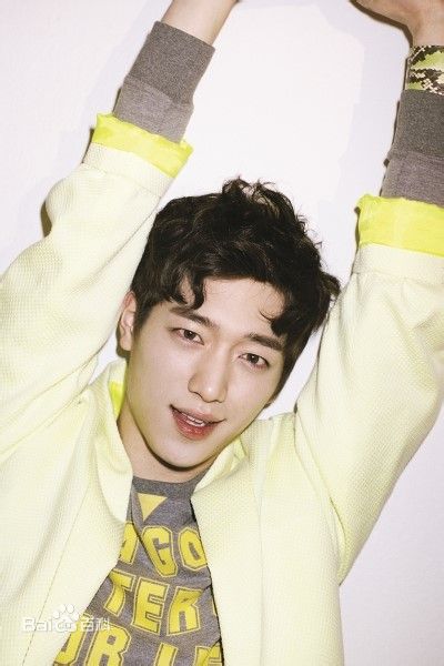 徐康俊(；Seo Kang Joon)画报素颜照相册