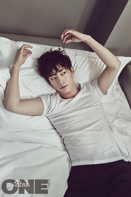 徐康俊(；Seo Kang Joon)画报素颜照相册