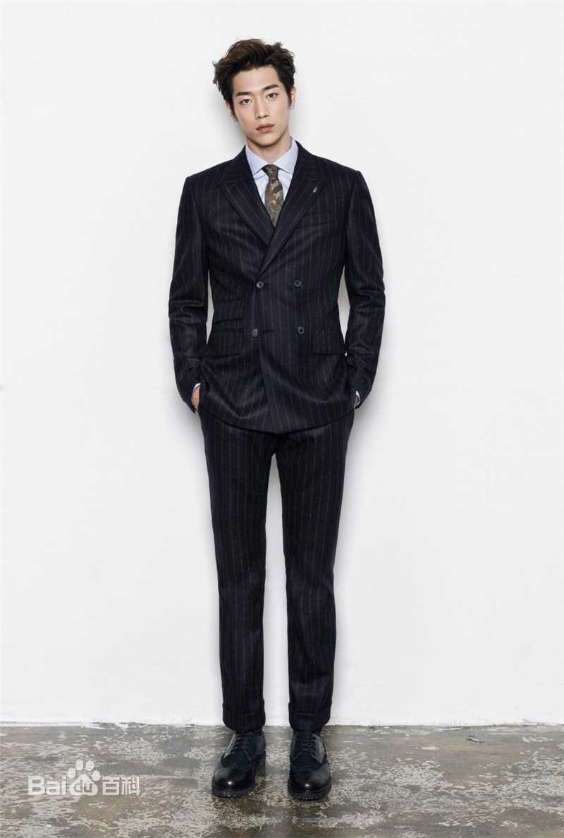 徐康俊(；Seo Kang Joon)代言生活照