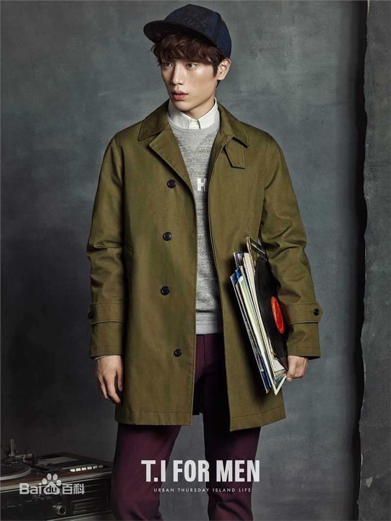 徐康俊(；Seo Kang Joon)代言生活照