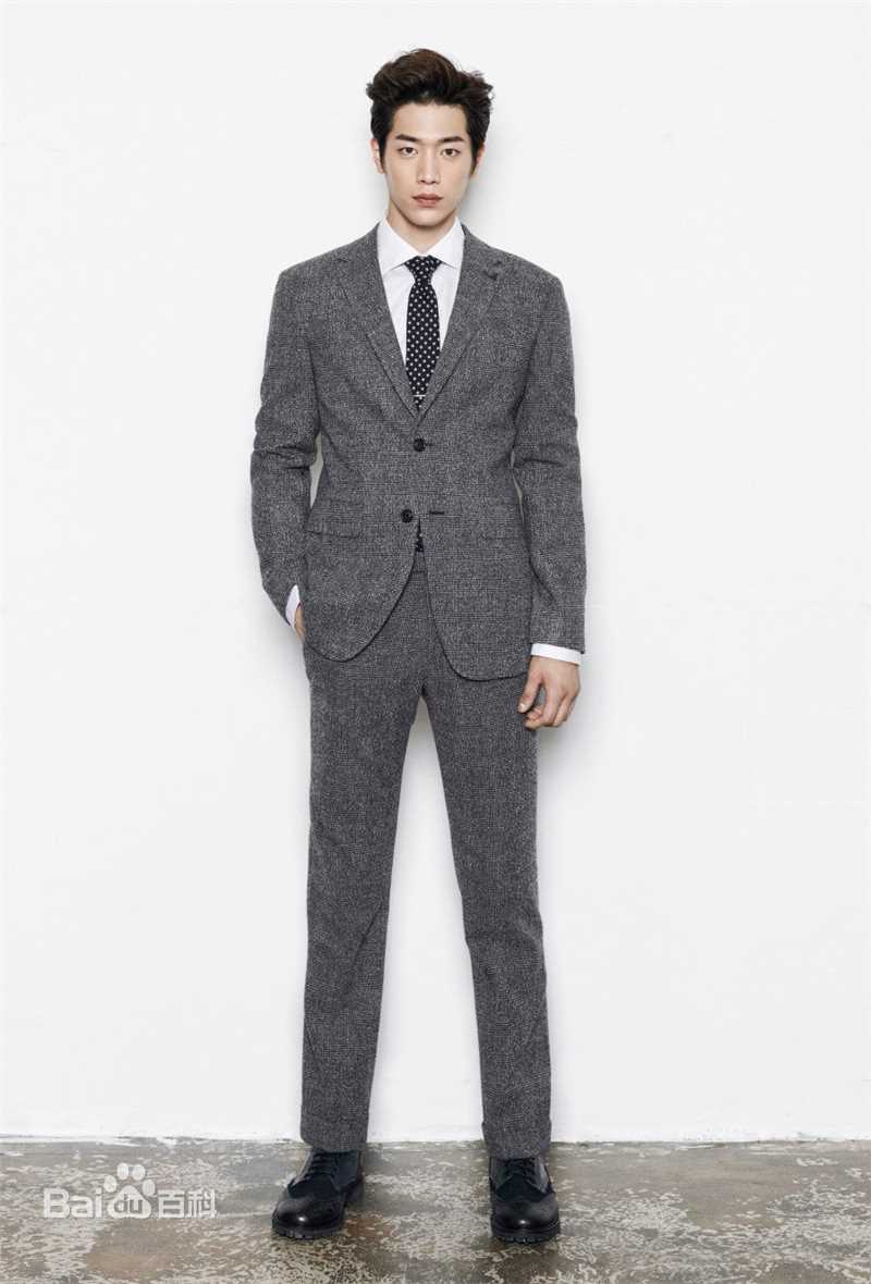 徐康俊(；Seo Kang Joon)代言生活照