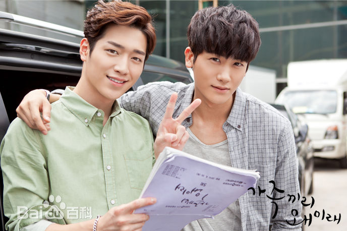 徐康俊(；Seo Kang Joon)家人之间为何这样前后照片