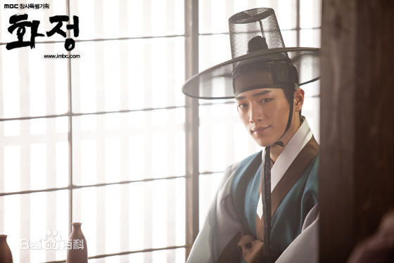 徐康俊(；Seo Kang Joon)华政性感图片图集