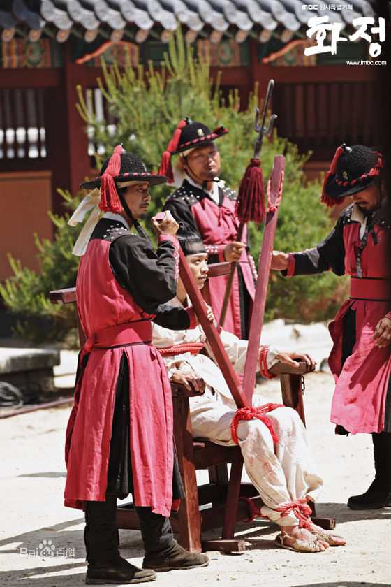 徐康俊(；Seo Kang Joon)华政性感图片图集