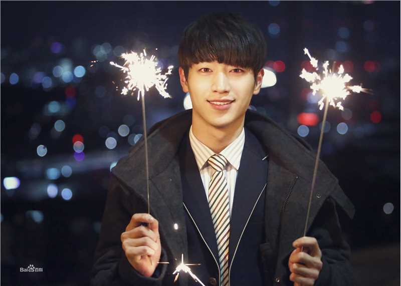 徐康俊(；Seo Kang Joon)奶酪陷阱素颜照相册