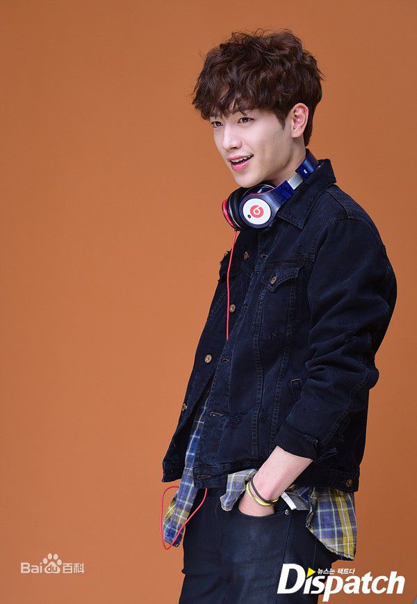 徐康俊(；Seo Kang Joon)奶酪陷阱素颜照相册