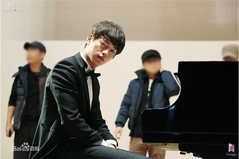 徐康俊(；Seo Kang Joon)奶酪陷阱素颜照相册