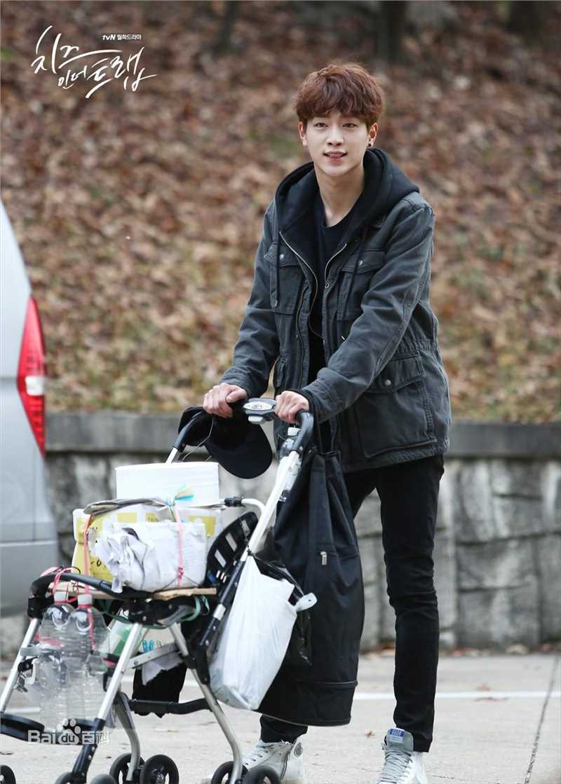 徐康俊(；Seo Kang Joon)奶酪陷阱素颜照相册