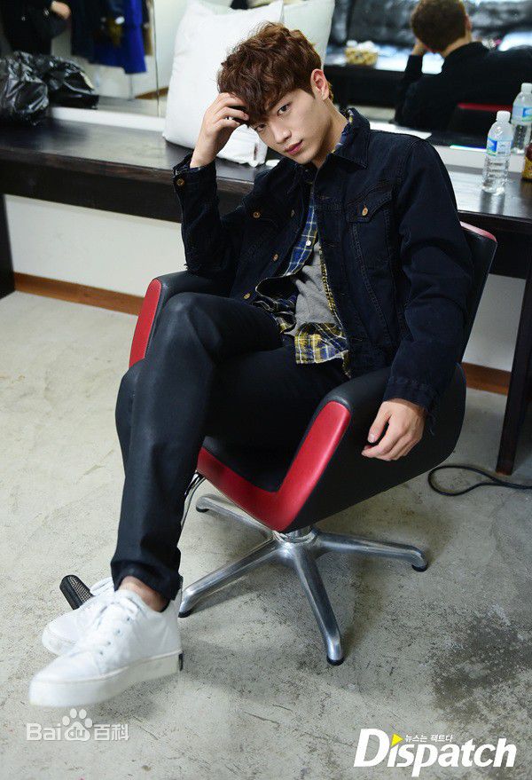 徐康俊(；Seo Kang Joon)奶酪陷阱素颜照相册