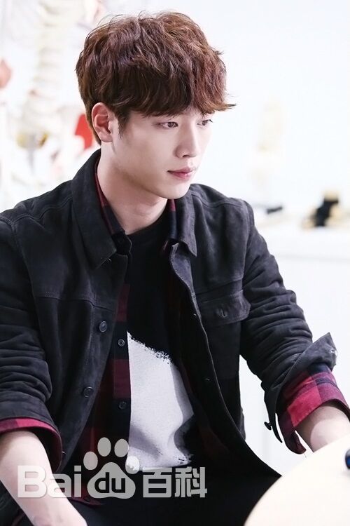 徐康俊(；Seo Kang Joon)奶酪陷阱素颜照相册