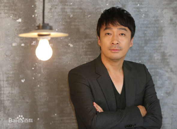 最新李圣旻()性感图片