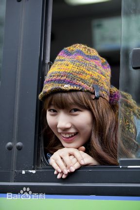 裴秀智((韩)、Suzy Bae(英)、Bae Sue Ji(罗马)、スジ(日))在高惠美《Dream High》中的