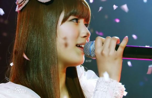 裴秀智((韩)、Suzy Bae(英)、Bae Sue Ji(罗马)、スジ(日))在高惠美《Dream High》中的