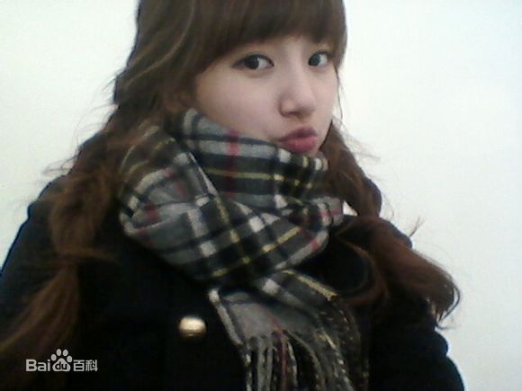 裴秀智((韩)、Suzy Bae(英)、Bae Sue Ji(罗马)、スジ(日))在高惠美《Dream High》中的