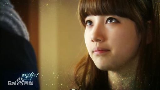 裴秀智((韩)、Suzy Bae(英)、Bae Sue Ji(罗马)、スジ(日))在高惠美《Dream High》中的