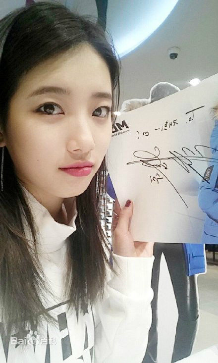 裴秀智((韩)、Suzy Bae(英)、Bae Sue Ji(罗马)、スジ(日))MLB活动性感图片图集