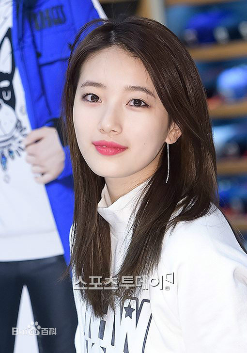 裴秀智((韩)、Suzy Bae(英)、Bae Sue Ji(罗马)、スジ(日))MLB活动性感图片图集