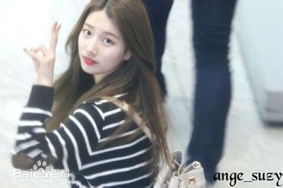 裴秀智((韩)、Suzy Bae(英)、Bae Sue Ji(罗马)、スジ(日))机场照前后照片