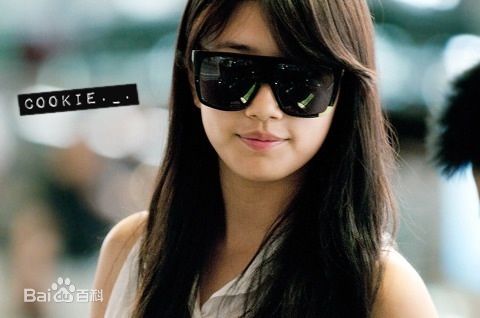 裴秀智((韩)、Suzy Bae(英)、Bae Sue Ji(罗马)、スジ(日))机场照前后照片