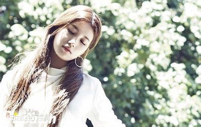 裴秀智((韩)、Suzy Bae(英)、Bae Sue Ji(罗马)、スジ(日))最新杂志画报图集